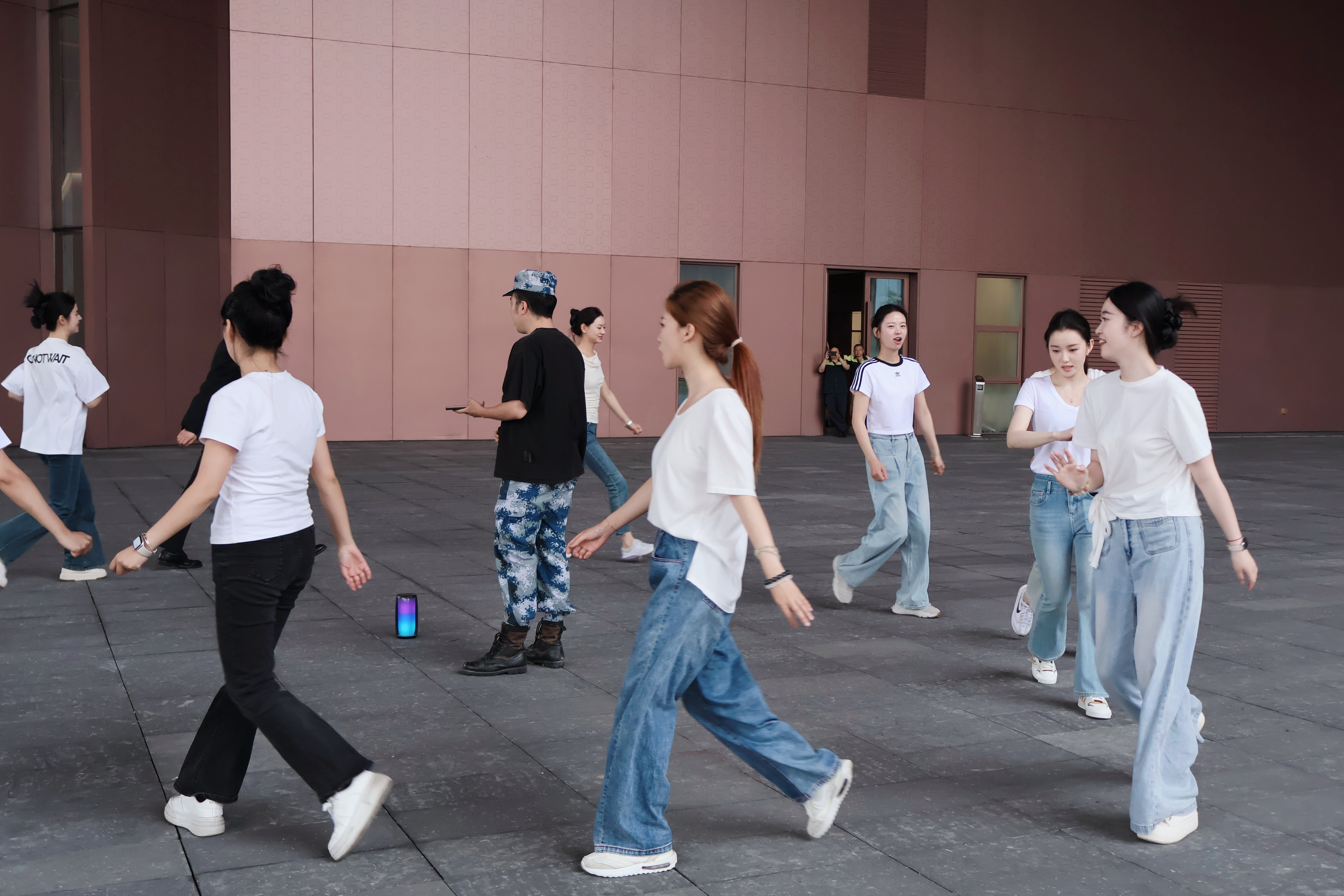 微信图片_20250516143845.jpg