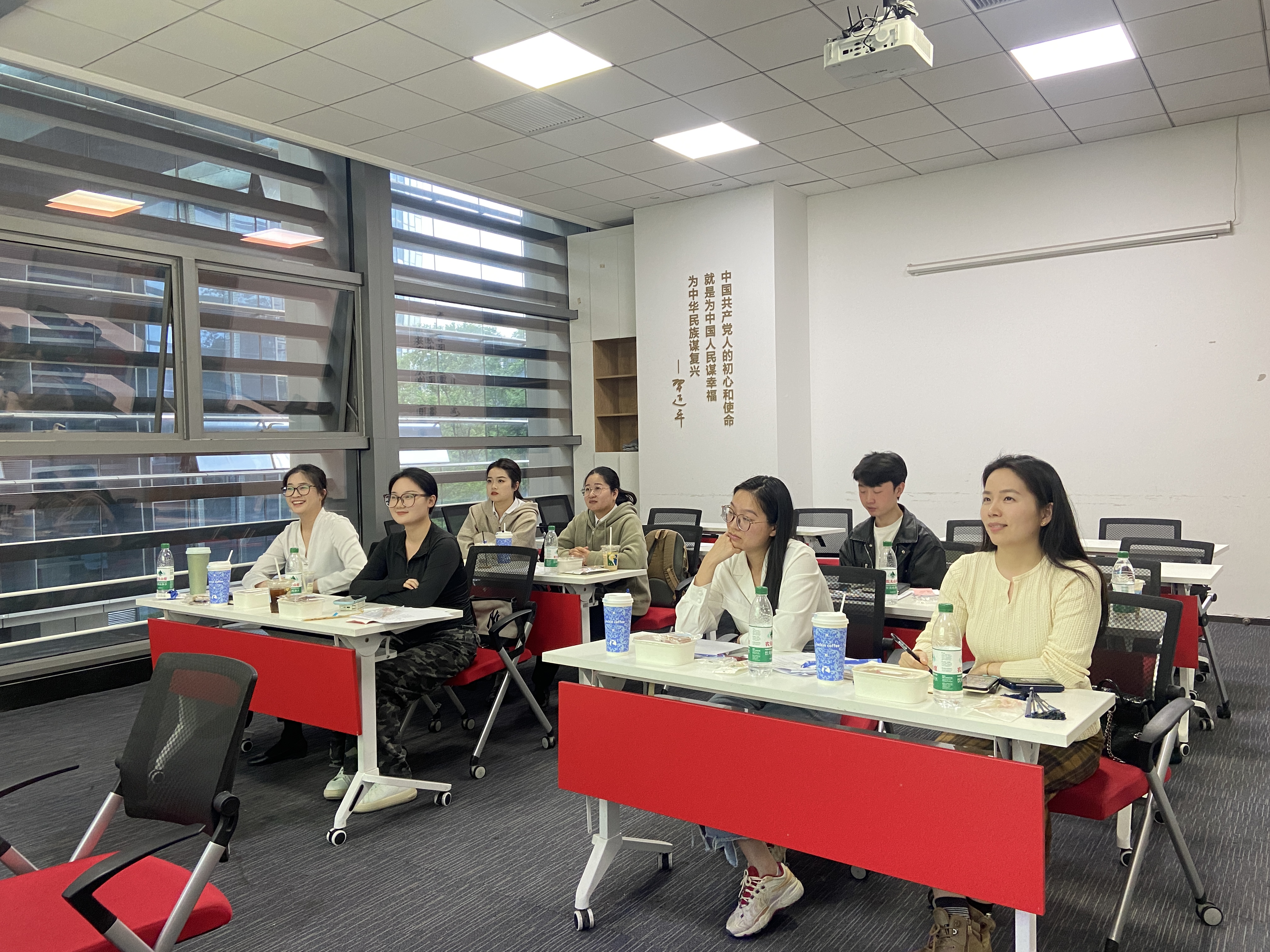 微信图片_20250513165135.jpg