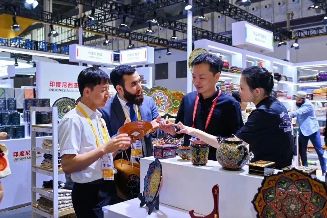 国际人才2.jpg 国际人才2.jpg